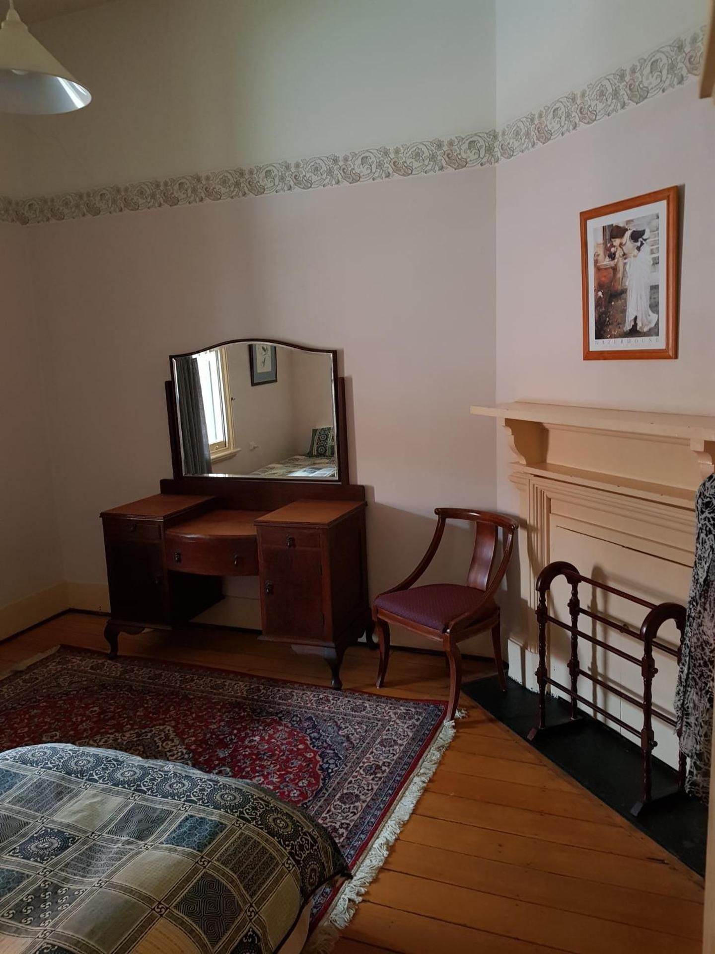 Single Room with Shared Bathroom