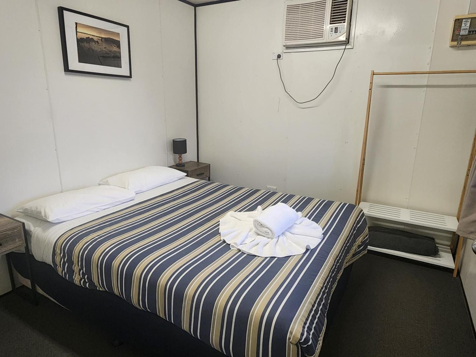 Eden Gateway Holiday Park Budget Villa (4 Guests) - No Pets Allowed