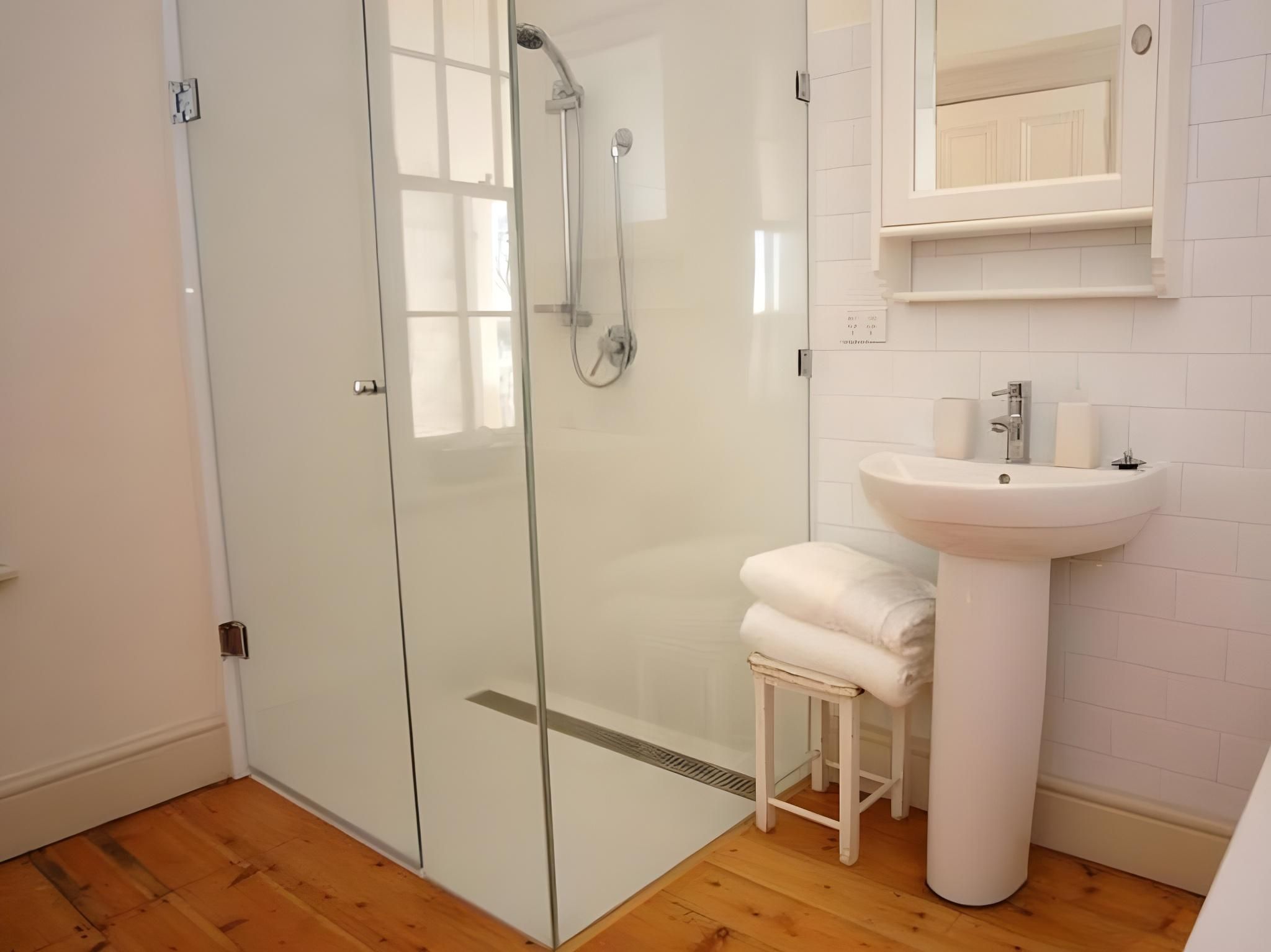 Cape Nelson Lighthouse Sunrise Suite 2