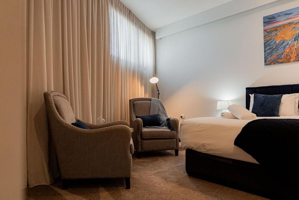 King Suite with Disability Access