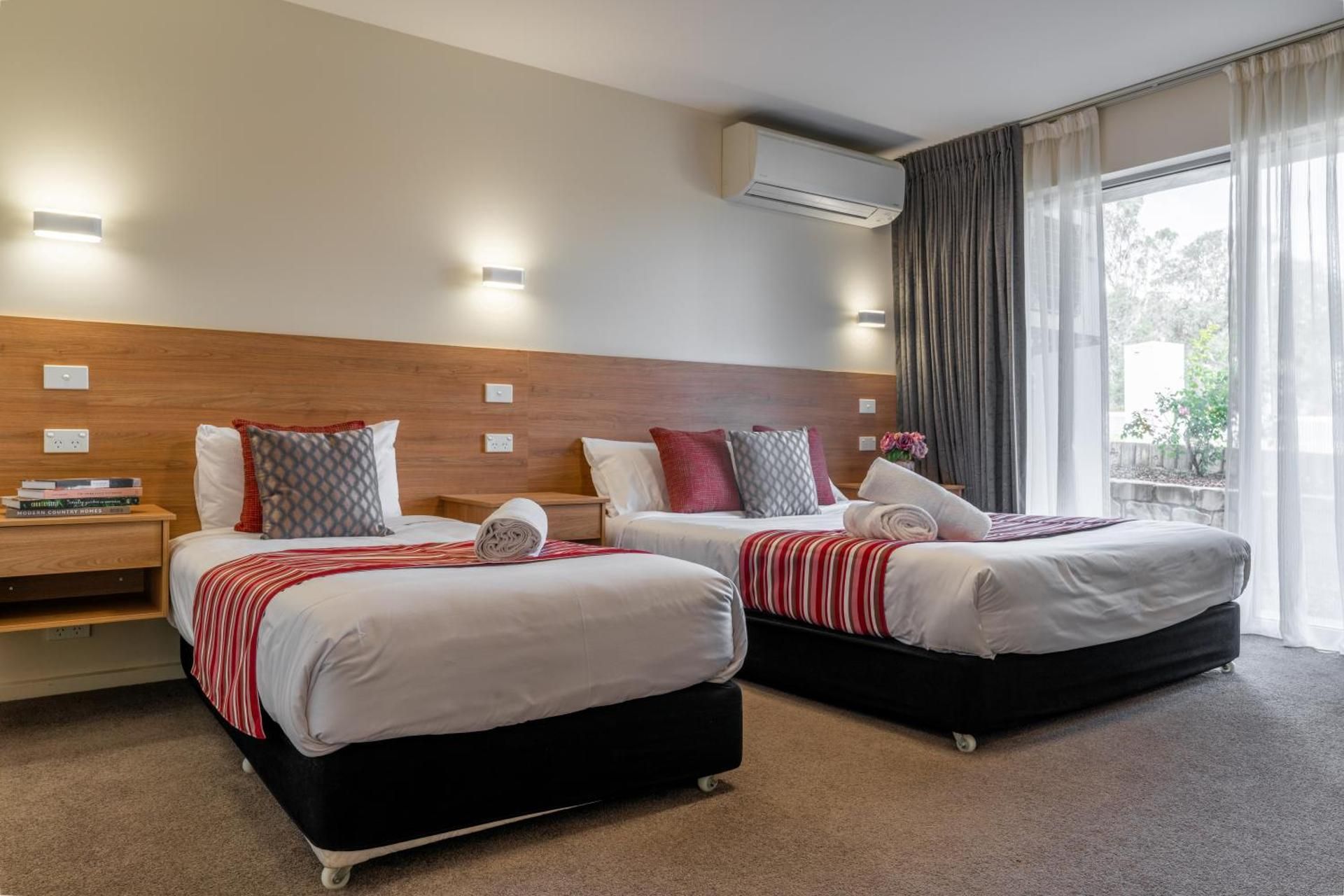 Deluxe Family Room