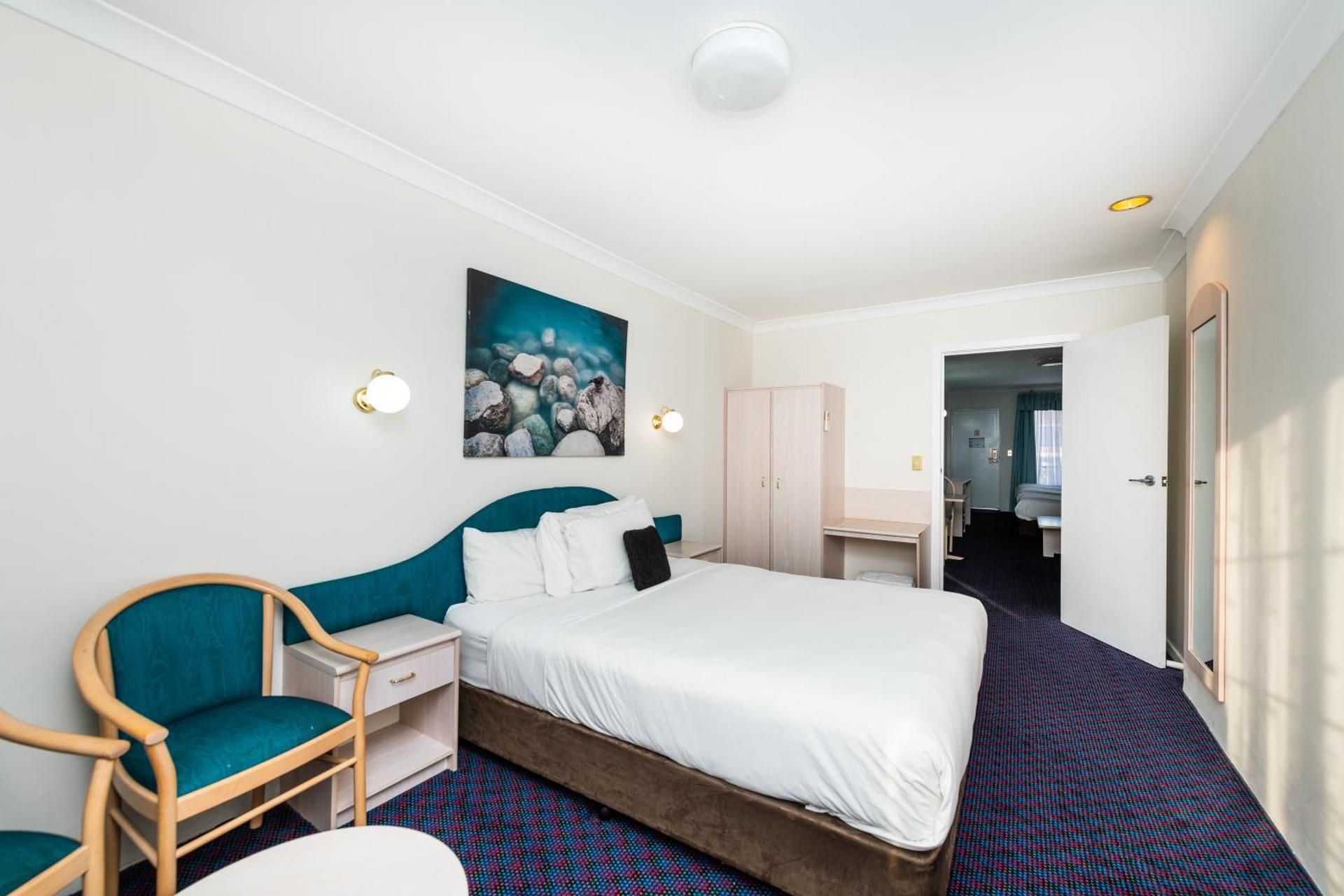 Family 1 Bedroom Suite (No Pets)