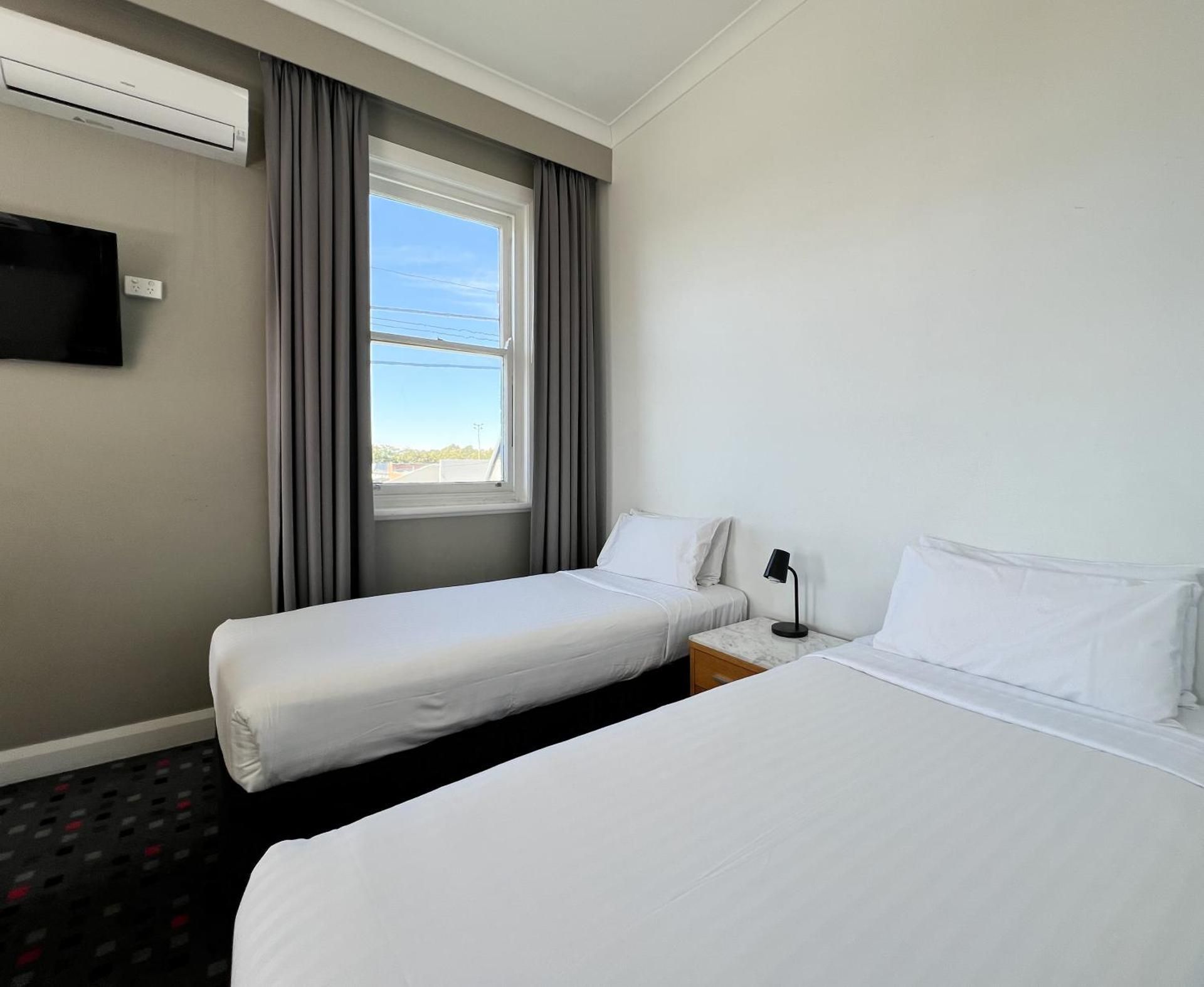 Twin Room with Shared Bathroom