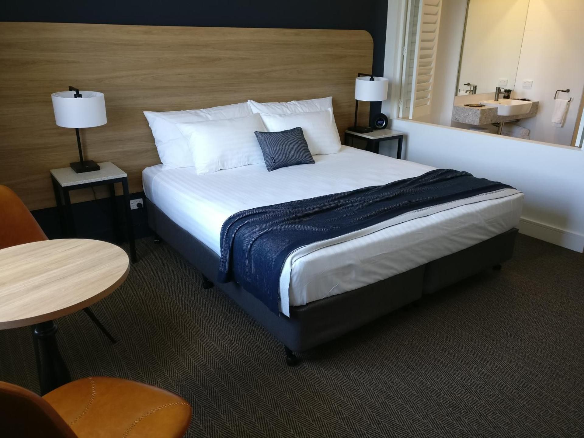 Executive King Room with Spa Bath