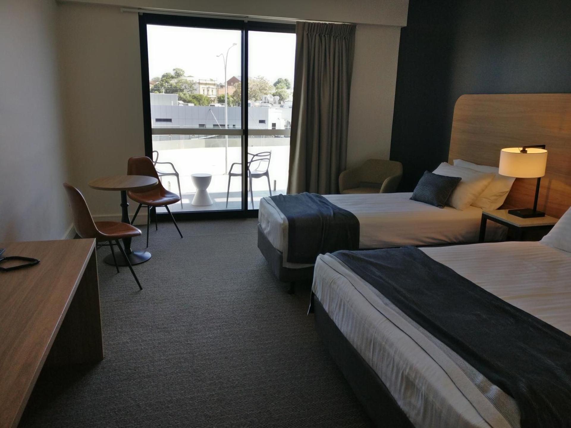 Executive Queen & Single Room with Balcony