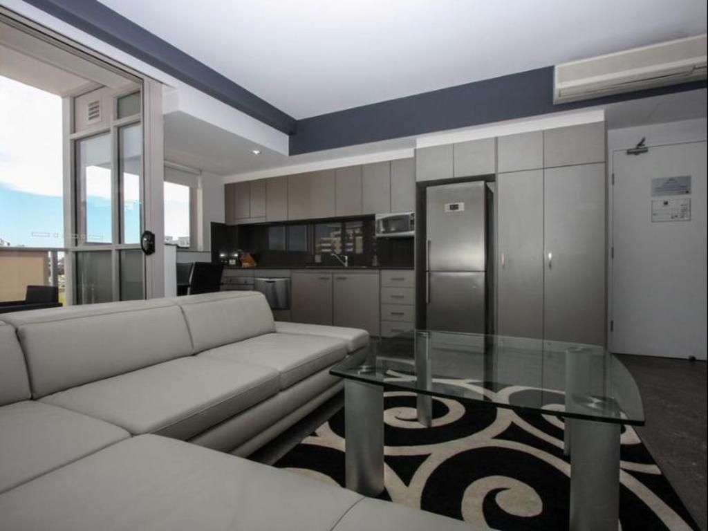 Honeysuckle Executive Apartments Honeysuckle One Bedroom Spa 2