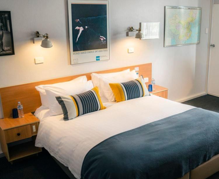 Signature Terrace Room