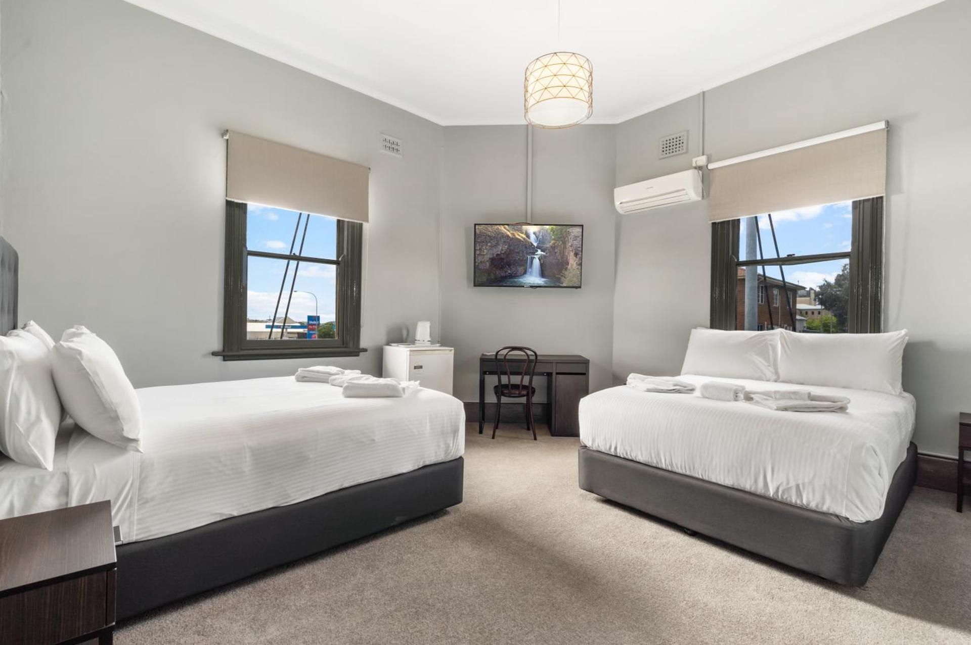 Classic Quadruple Room