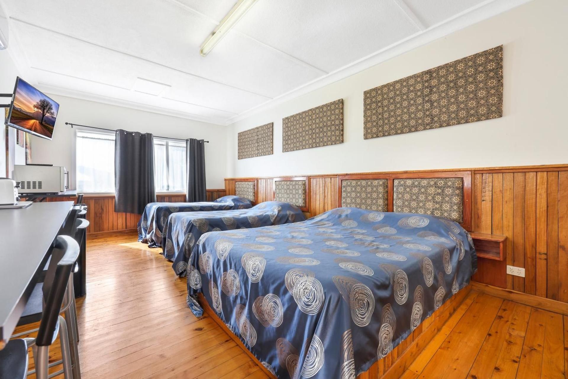 Pet Friendly Family Room