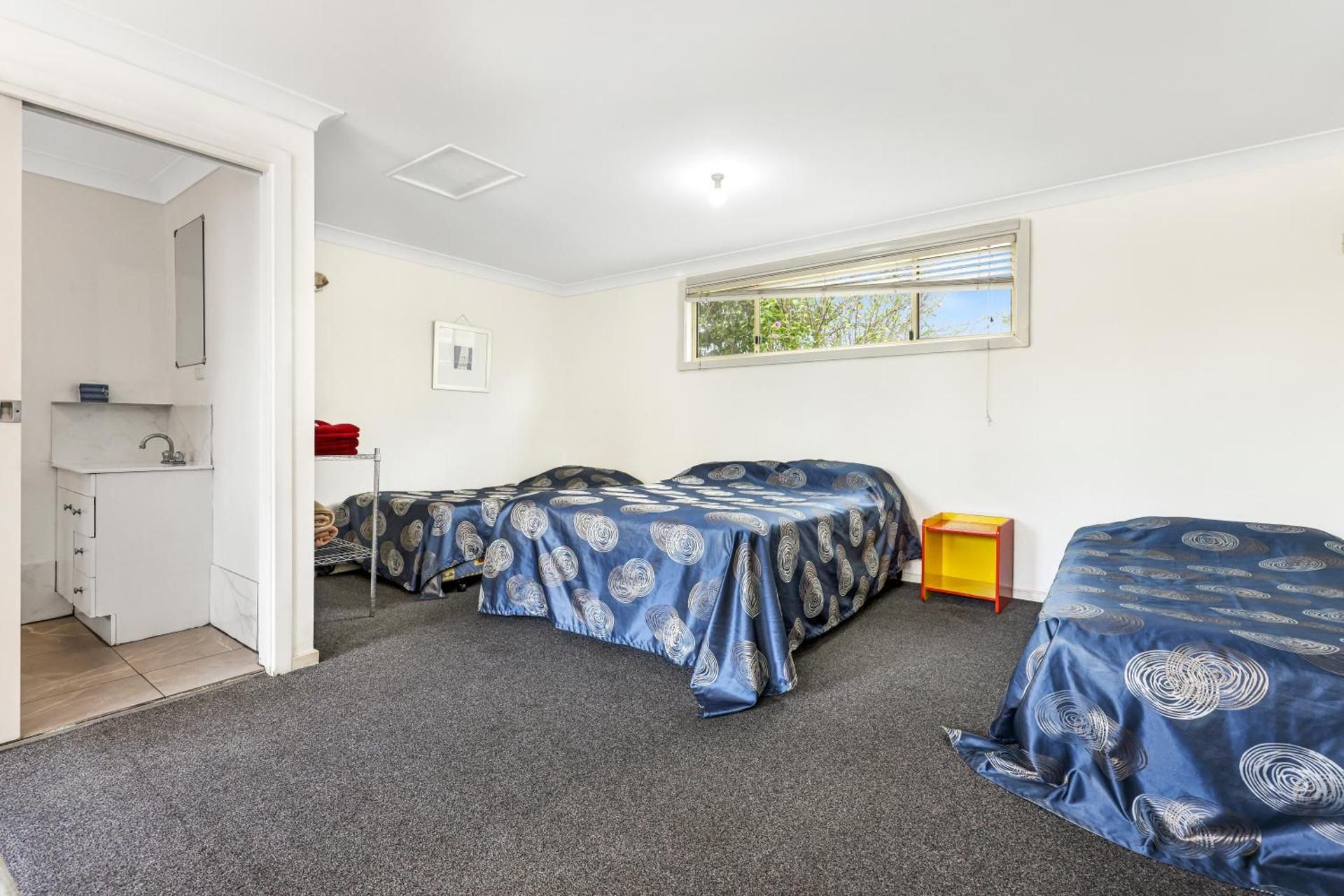 Deluxe Family Room