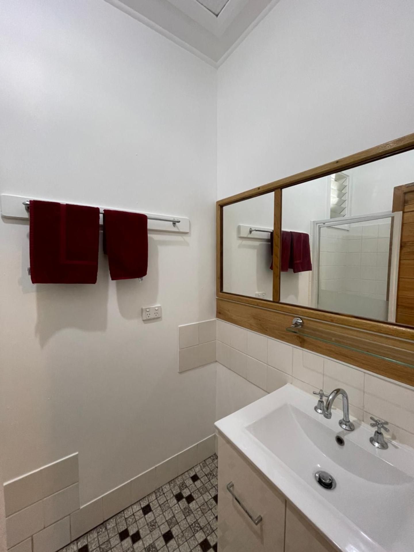 Economy Twin Room