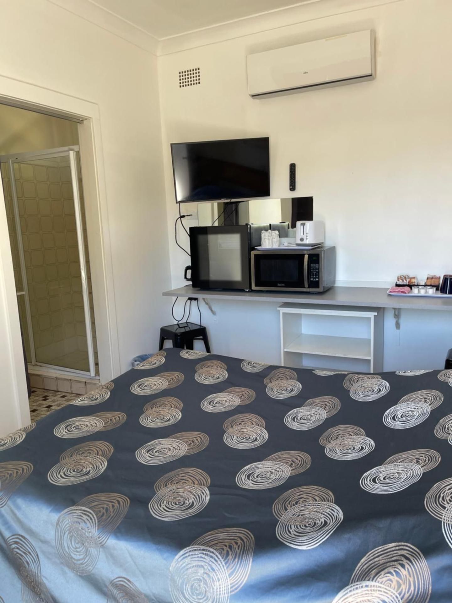 Economy Single Room