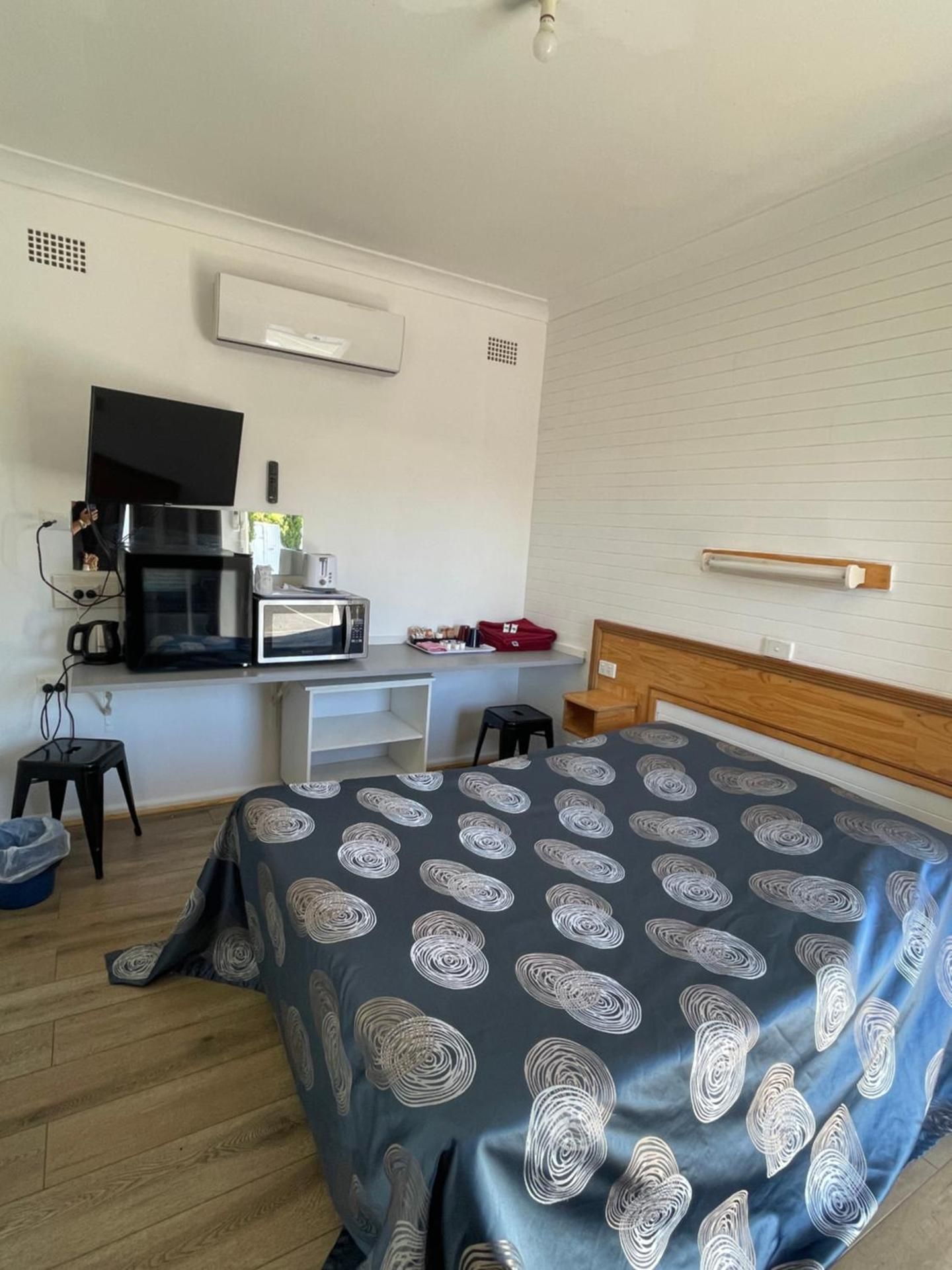 Economy Single Room