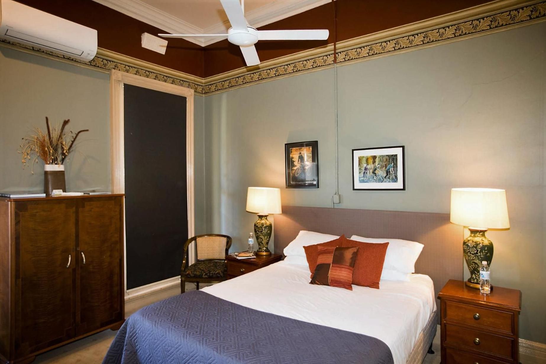 Deluxe Double Room with Shower