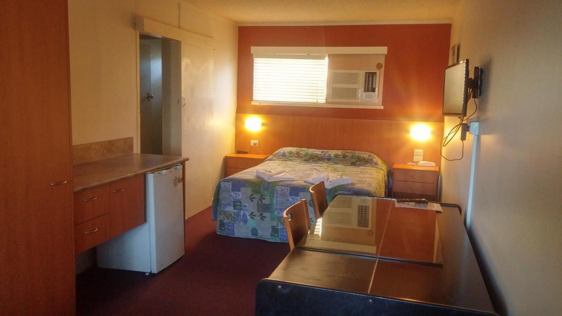 Family Room - Interconnecting