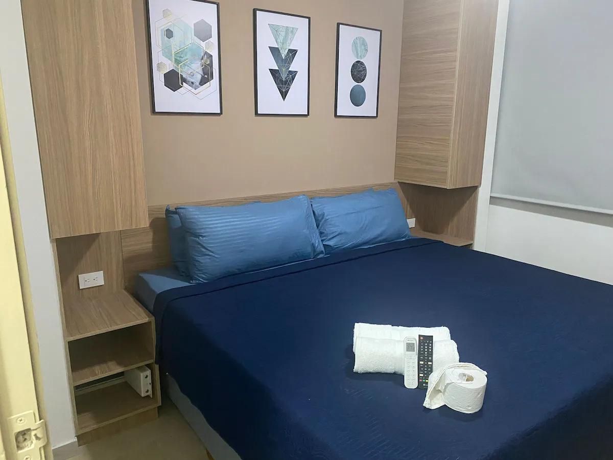 1-Bedroom Apartment 1 with Balcony
