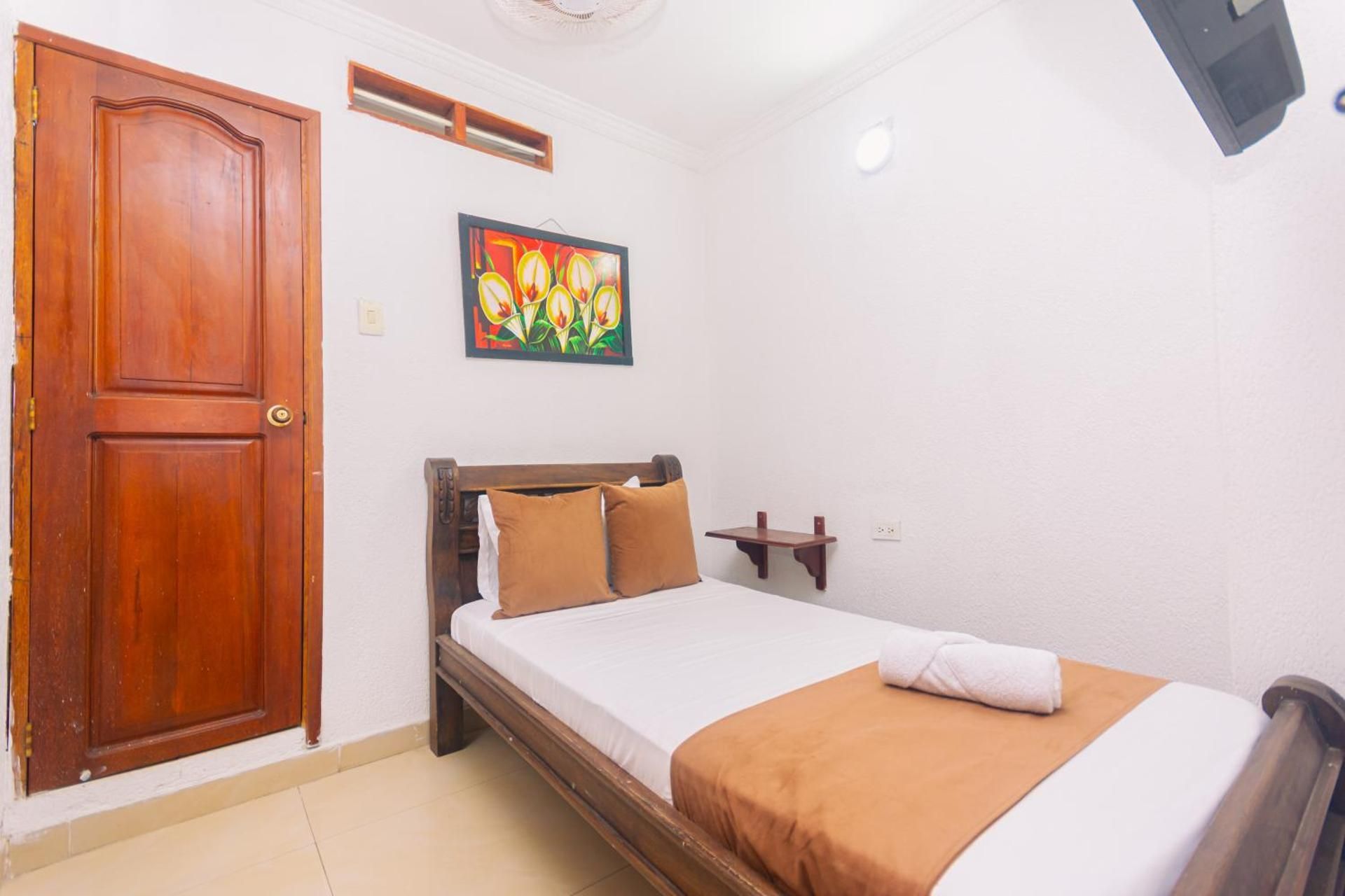 Economy Single Room
