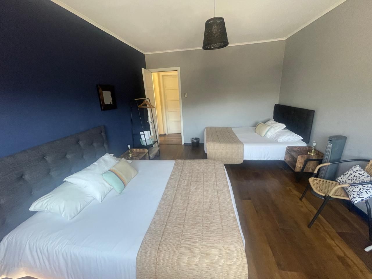 Quadruple with Shared Bathroom