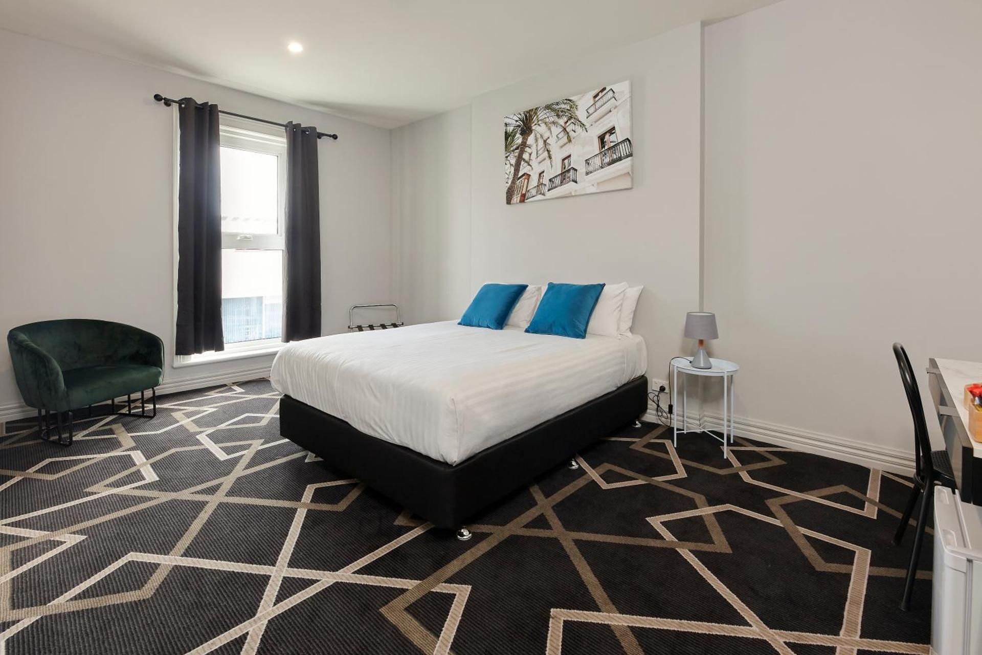 Queen Room
