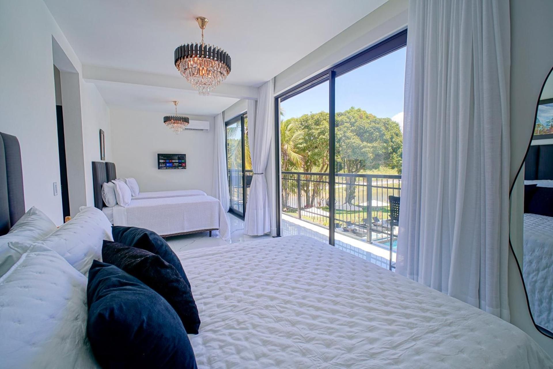 Luxury Triple Room