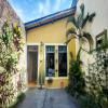 Suites em casa centenaria no centro de Socorro