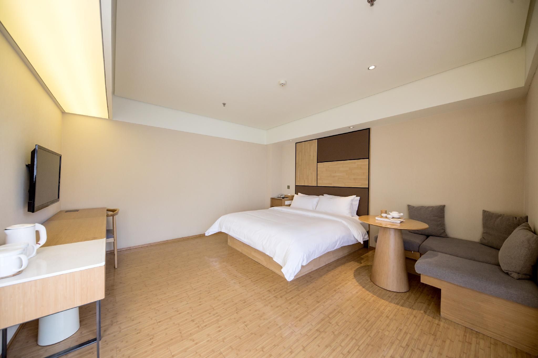 Huazhu - Business Bed Room