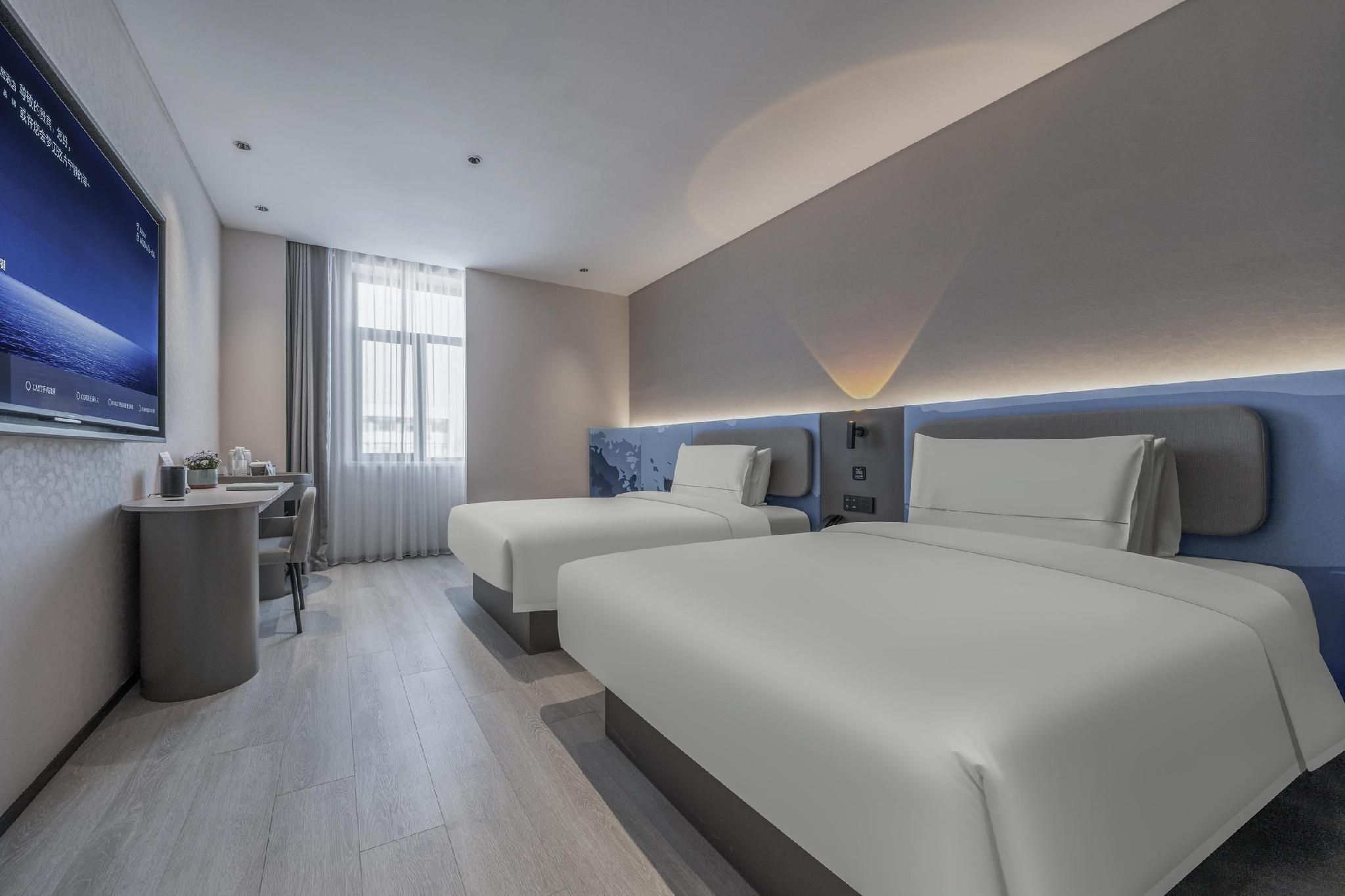 Standard Twin Bed Room