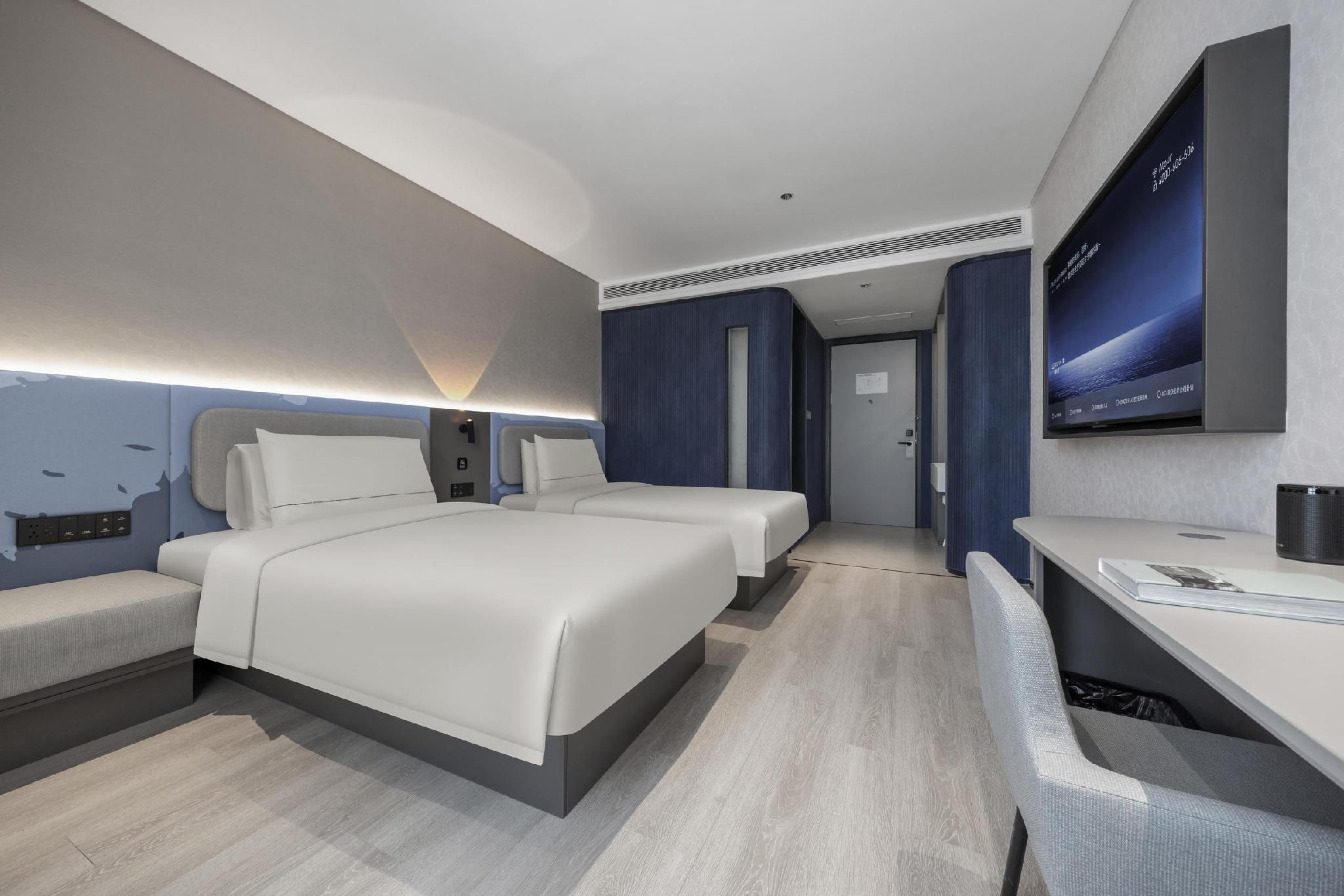 Standard Twin Bed Room