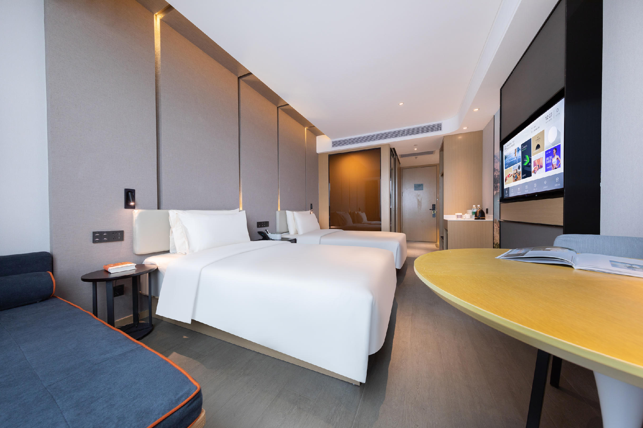 Atour - Elegant Twin Bed Room