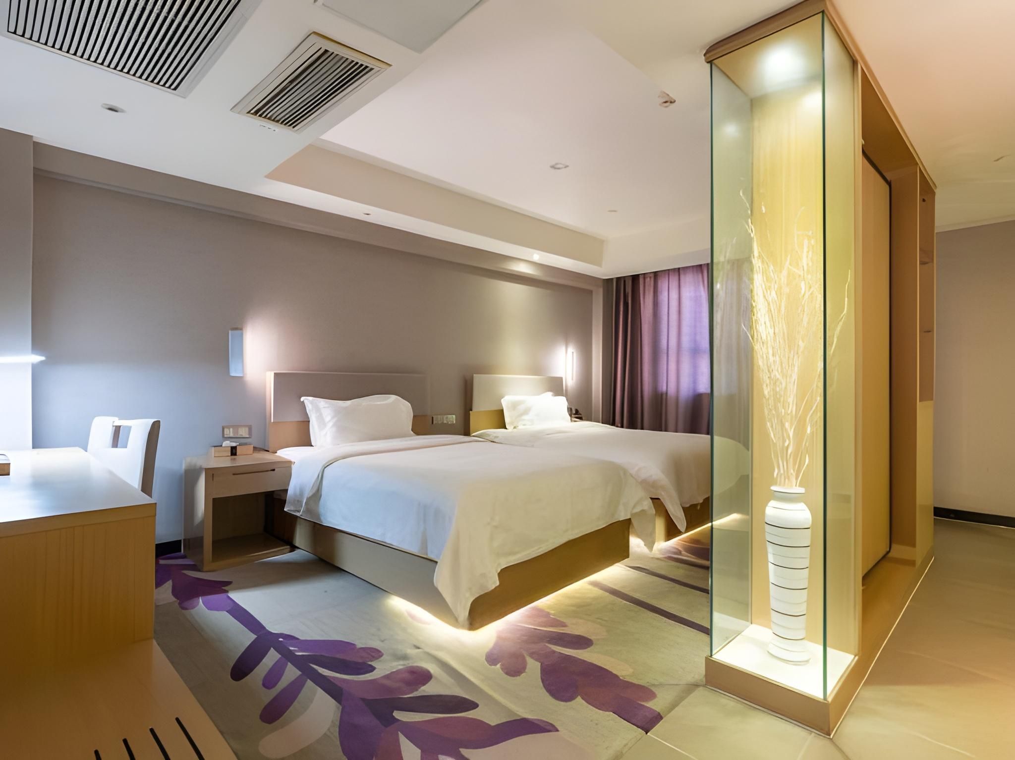Twin Deluxe Room