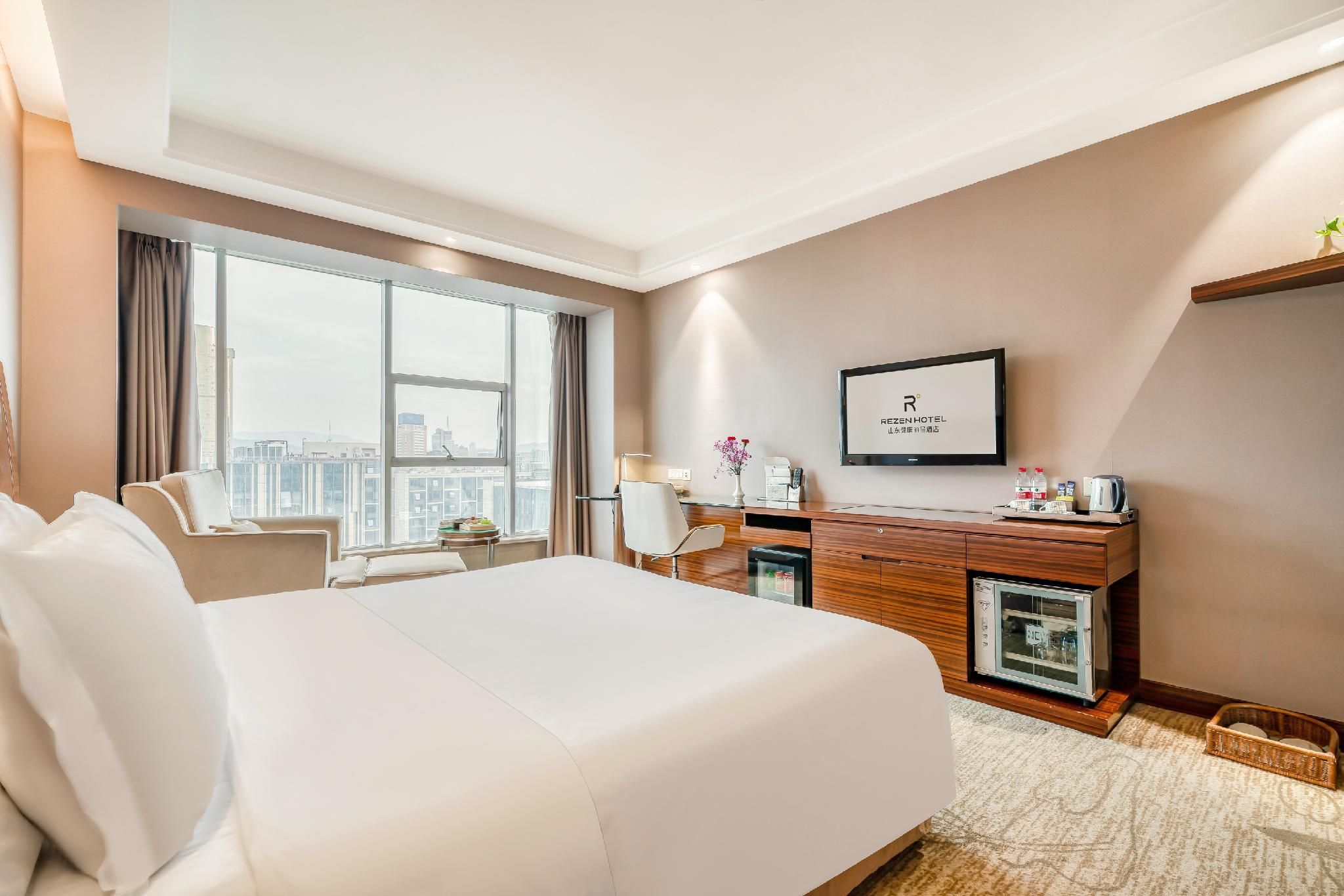 Rezen - Superior 1 Bed Room