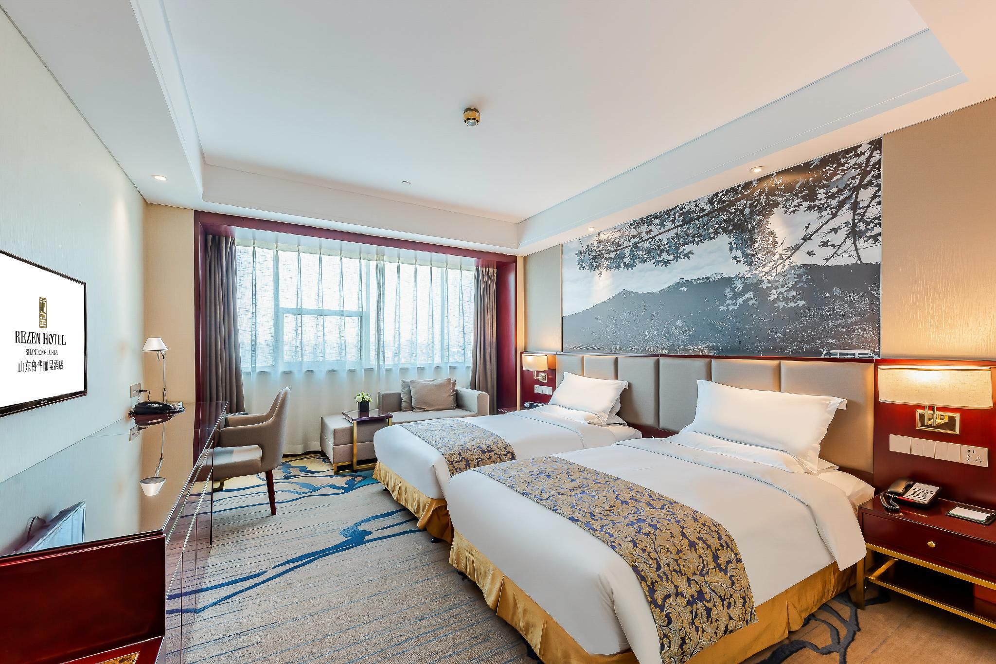 Deluxe Twin Lake View