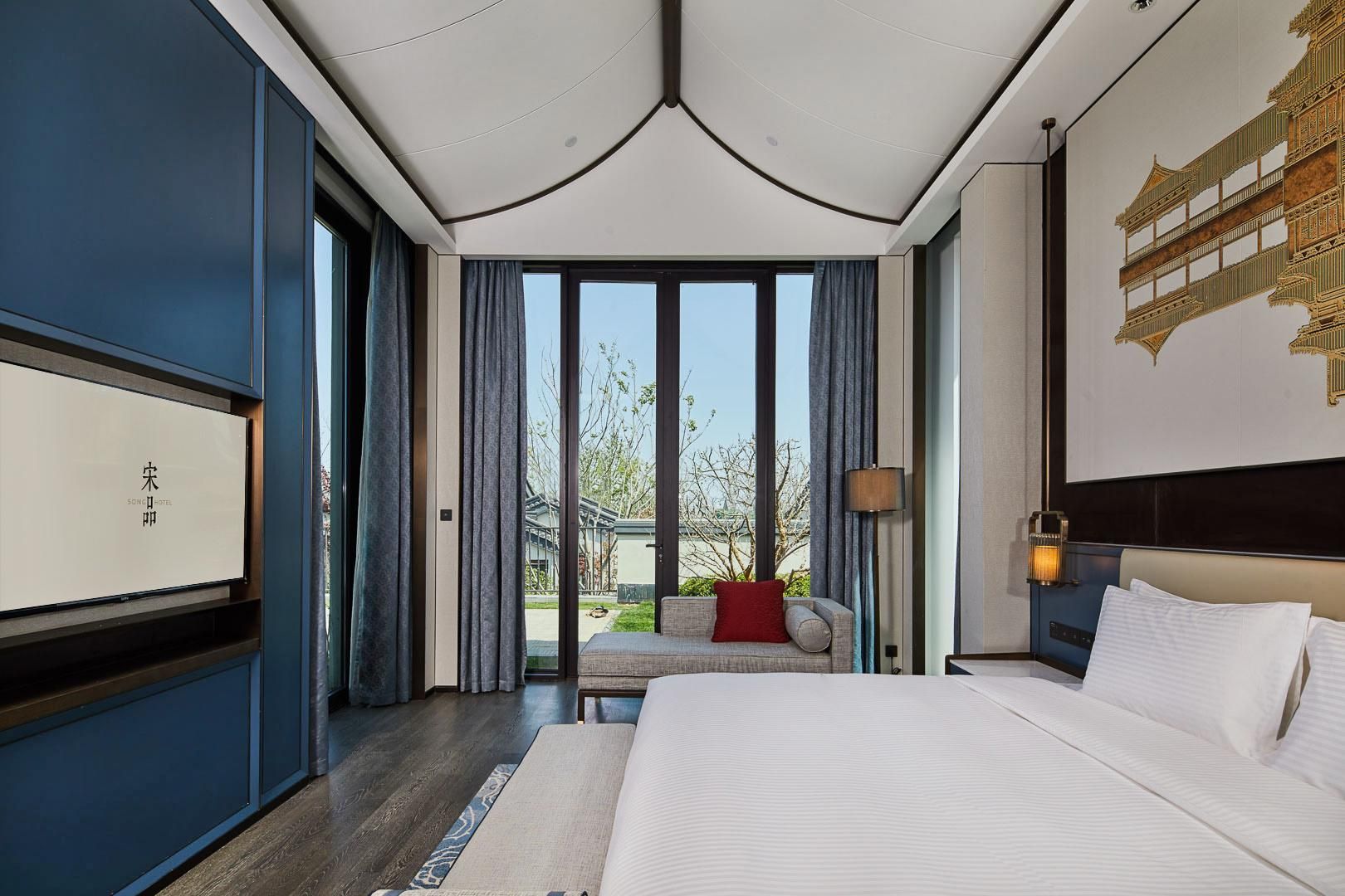 Xiting Luxury Courtyard Villa with Two Bedrooms
