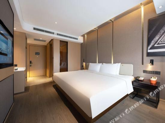 Executive room, Guest room, 1 Queen