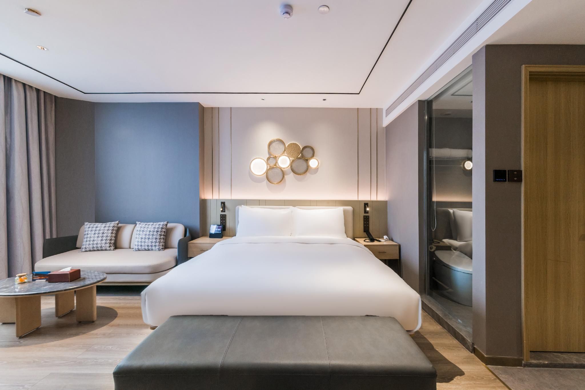 Huazhu - Yueruo Liujin Delxue Bed Room