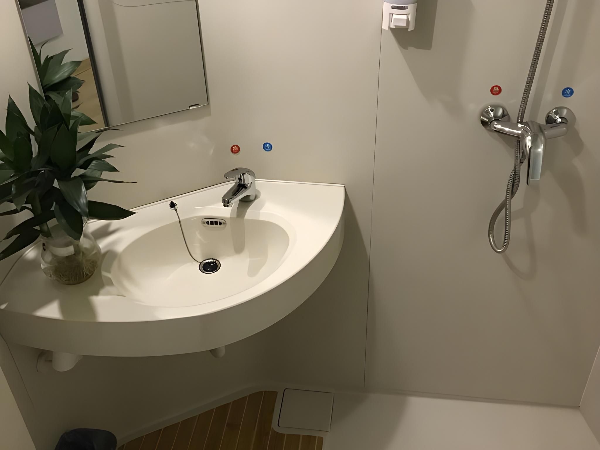 GTI - Fashion 1 Bed Room