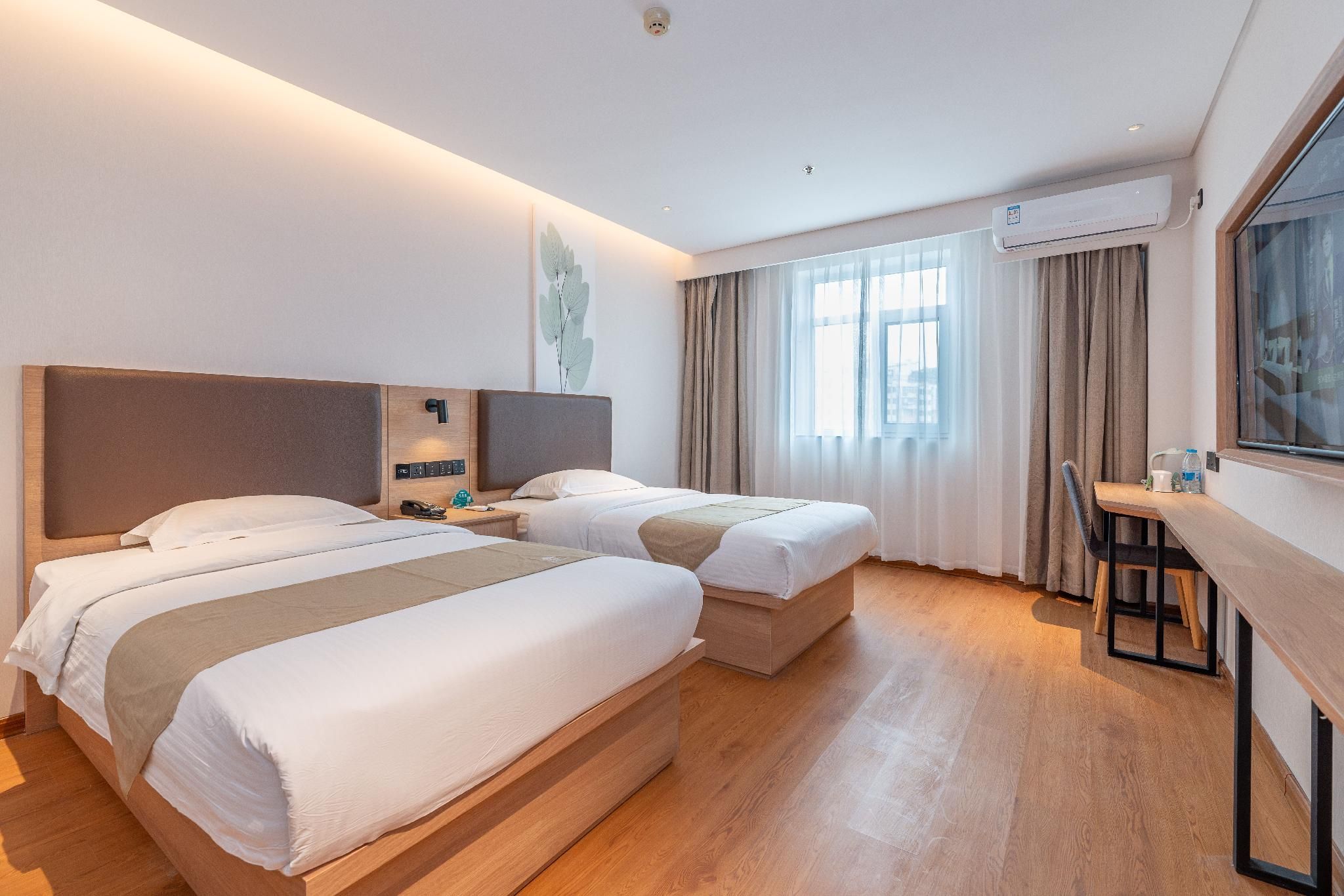 Twin Bussiness Room