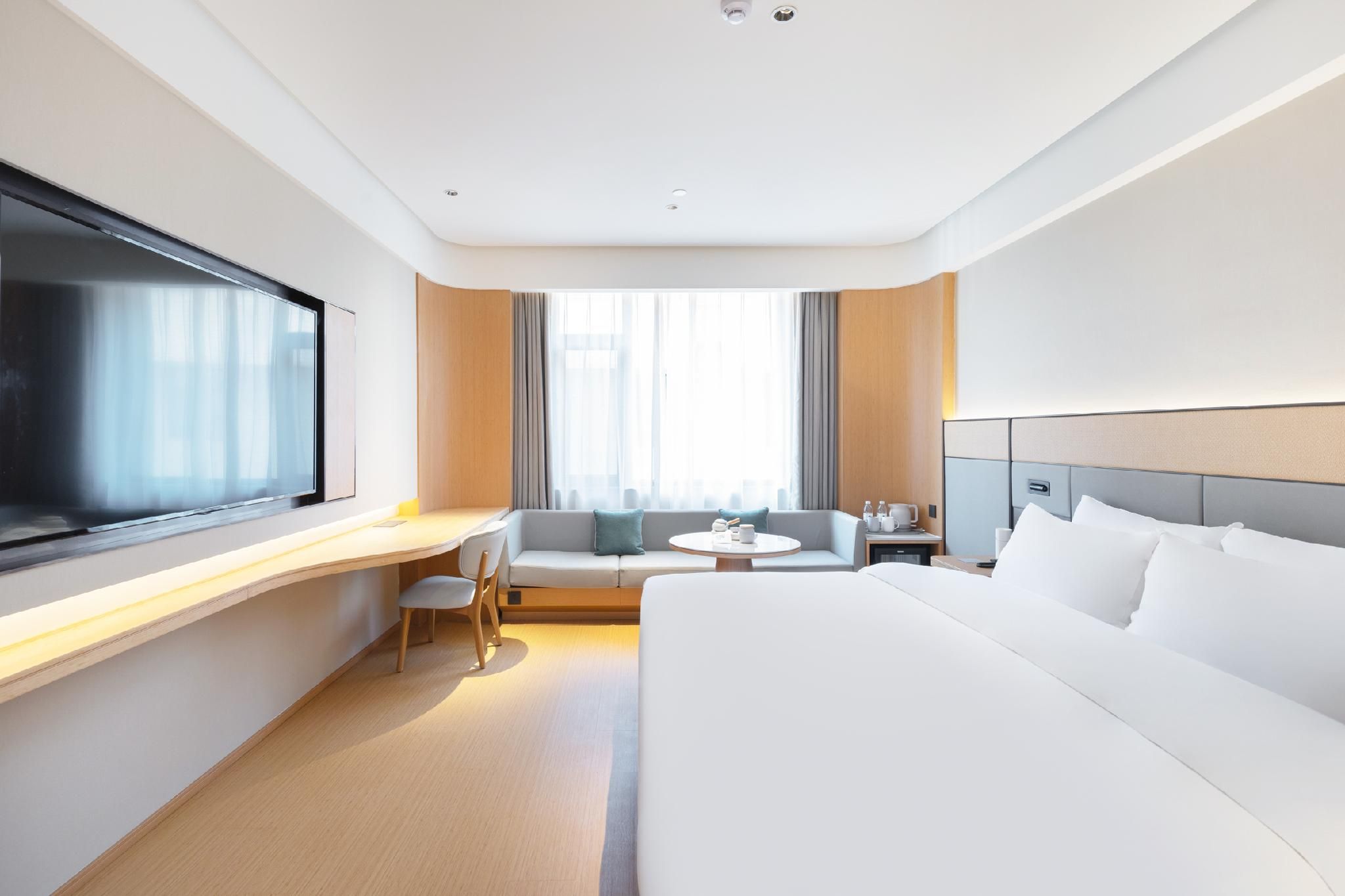 Huazhu - Superior T Bed Room