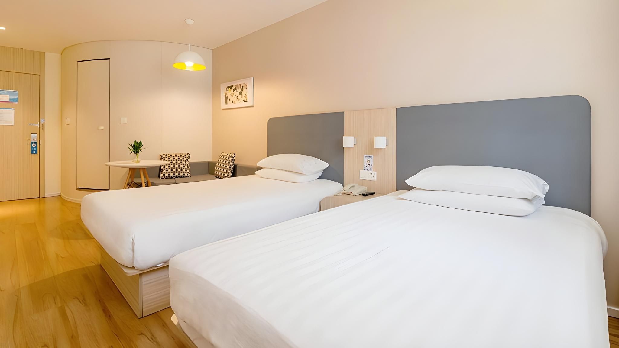 Huazhu - Business Twin Room