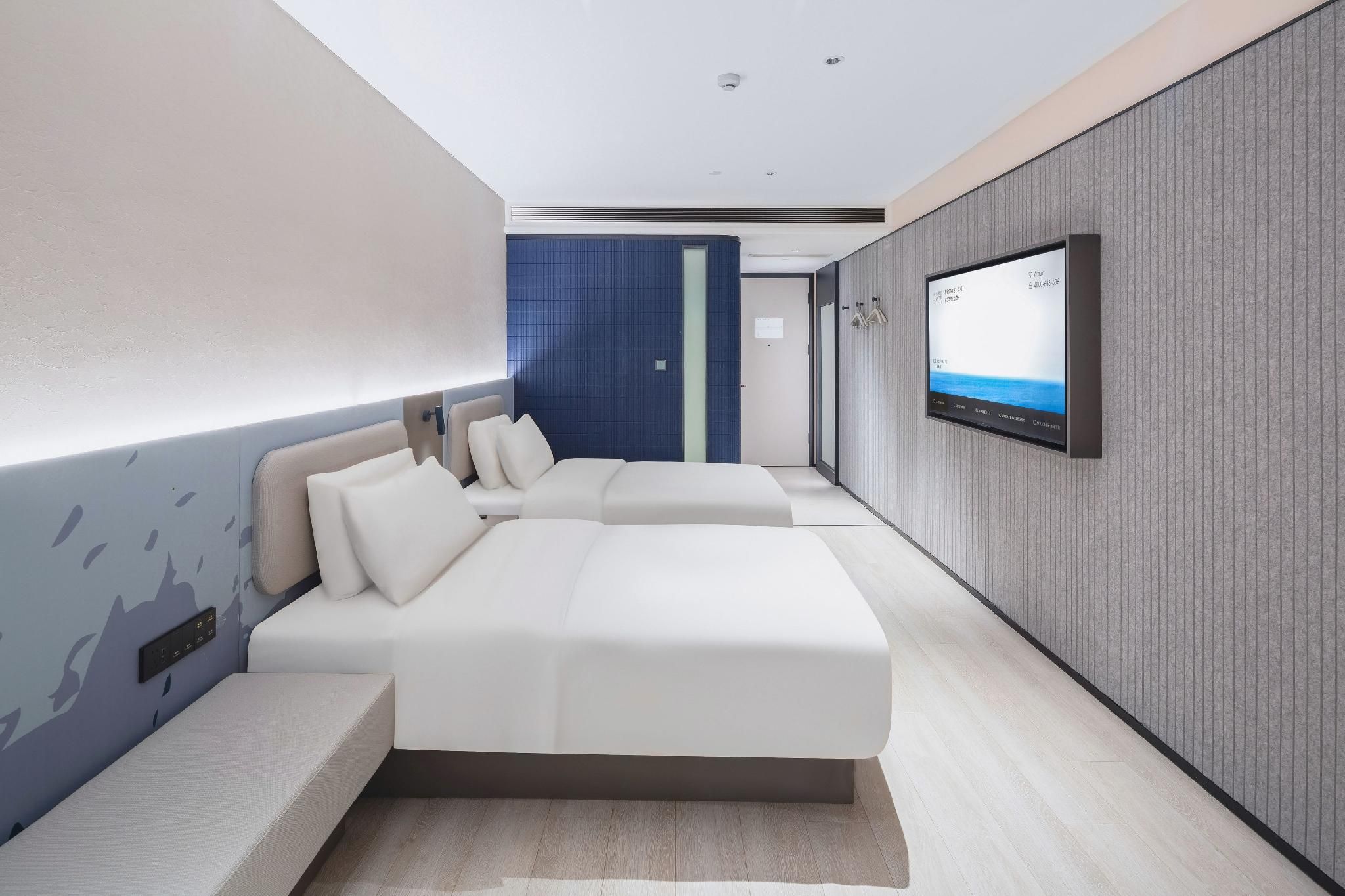 Select Twin Room