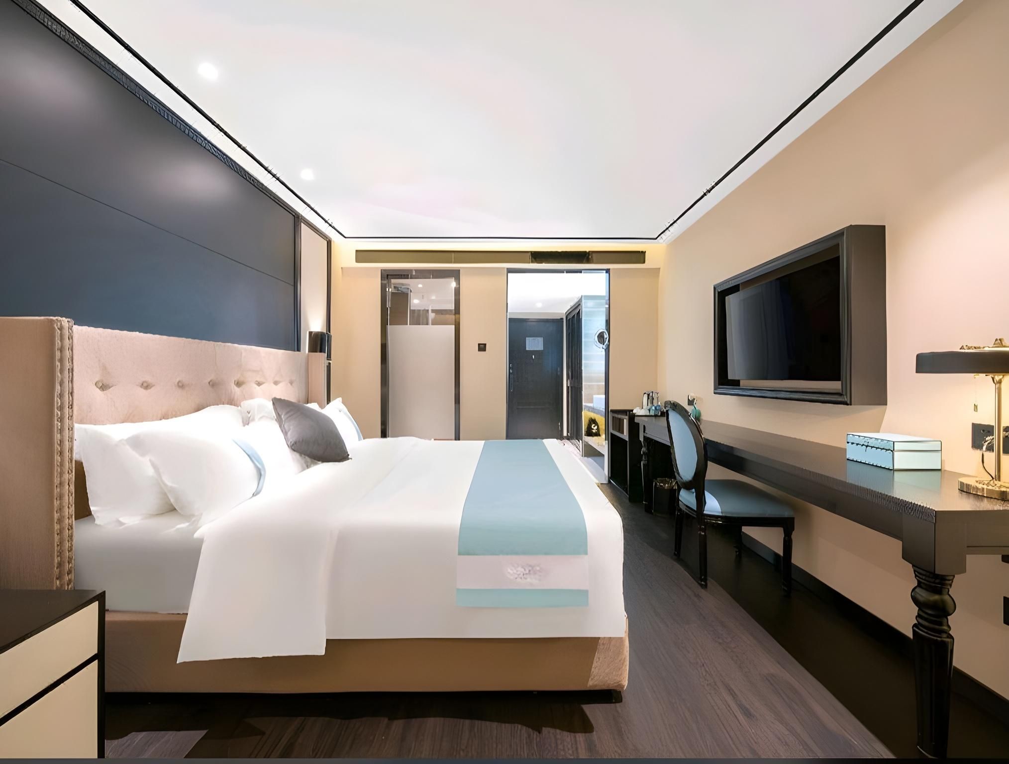 Xana - Superior Bed Room
