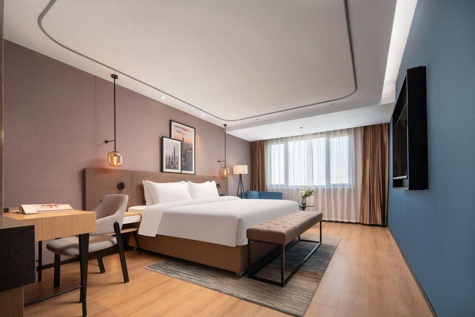 WH - Deluxe Bed Room