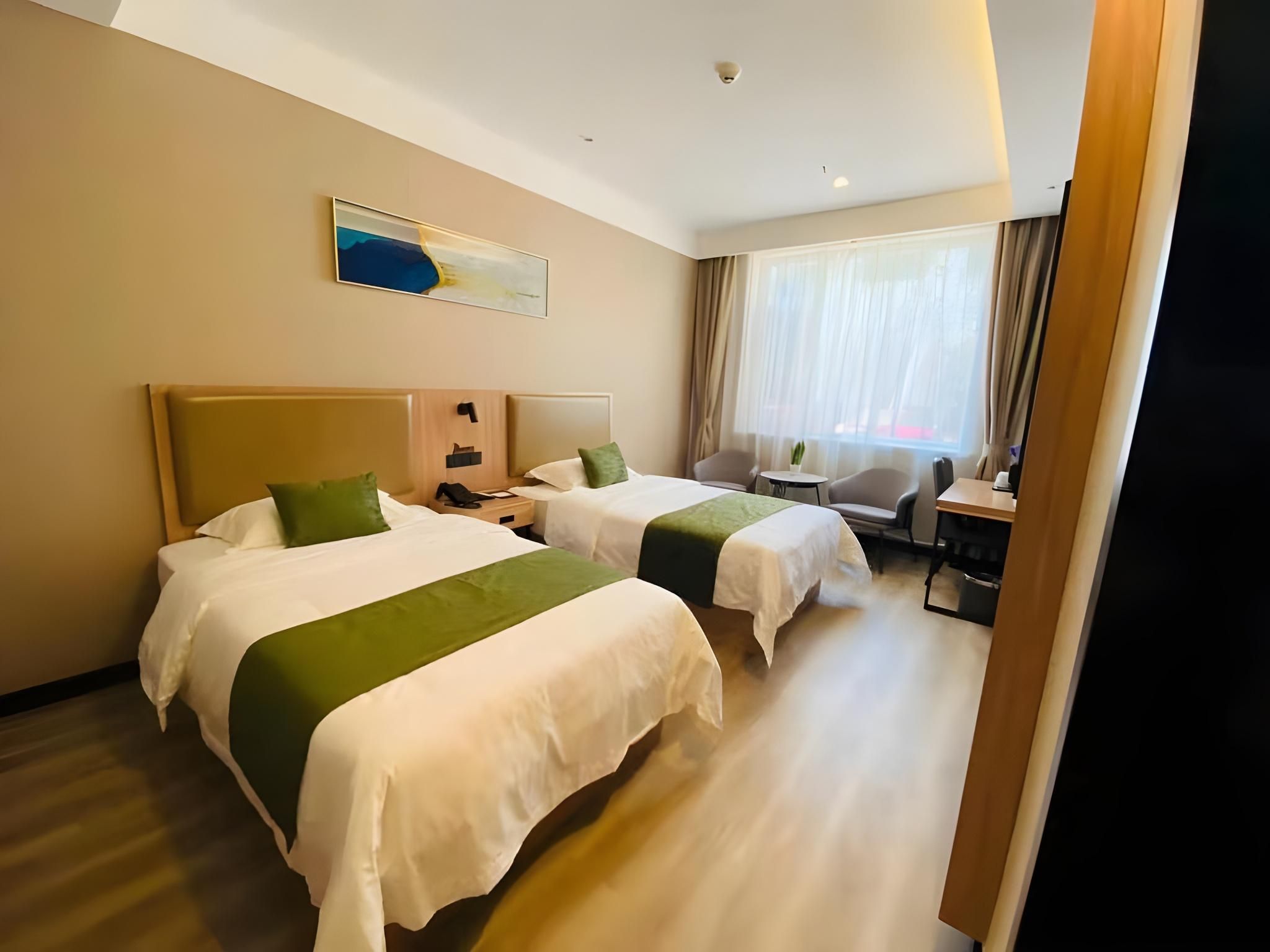 2 Bed Twin Superior Room