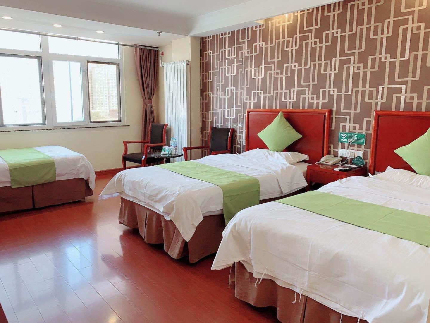 Comfort Triple Room