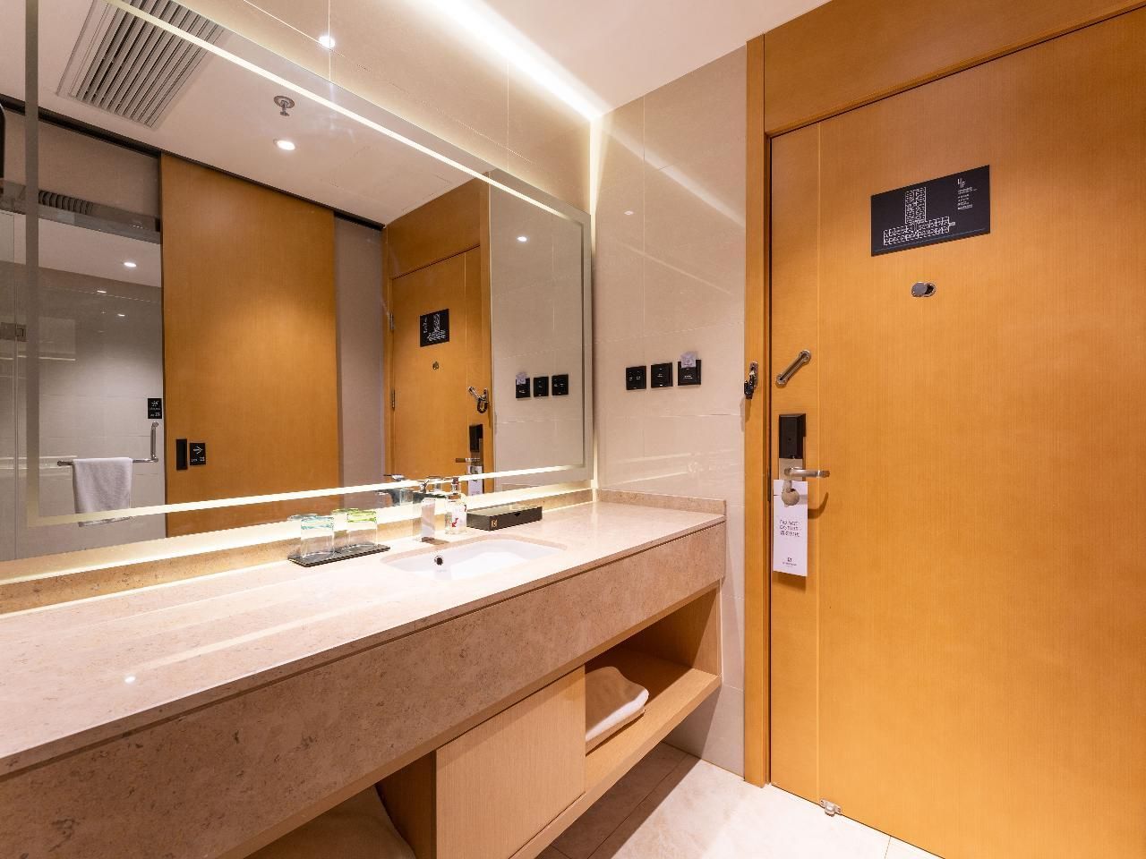 Dossen - Business Twin Room