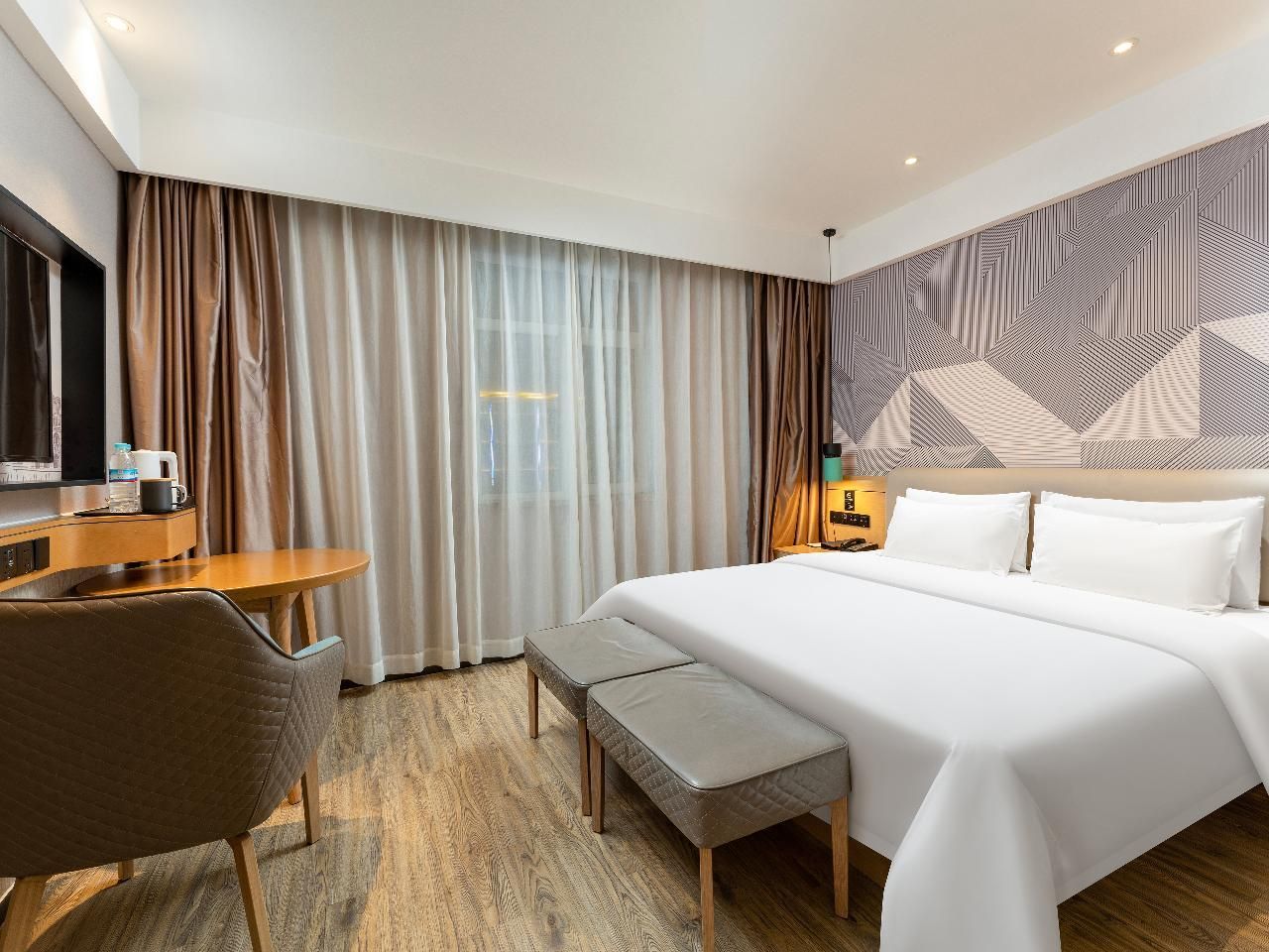 Dossen - Business Bed Room