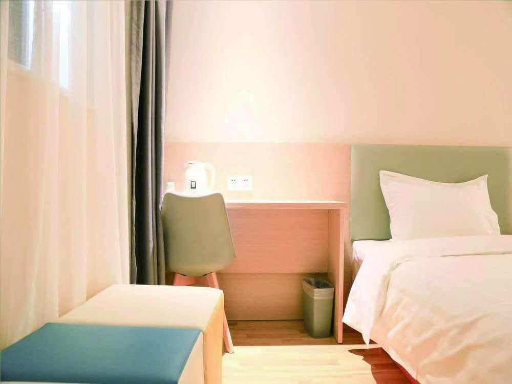 WH - Traditional Bed Room