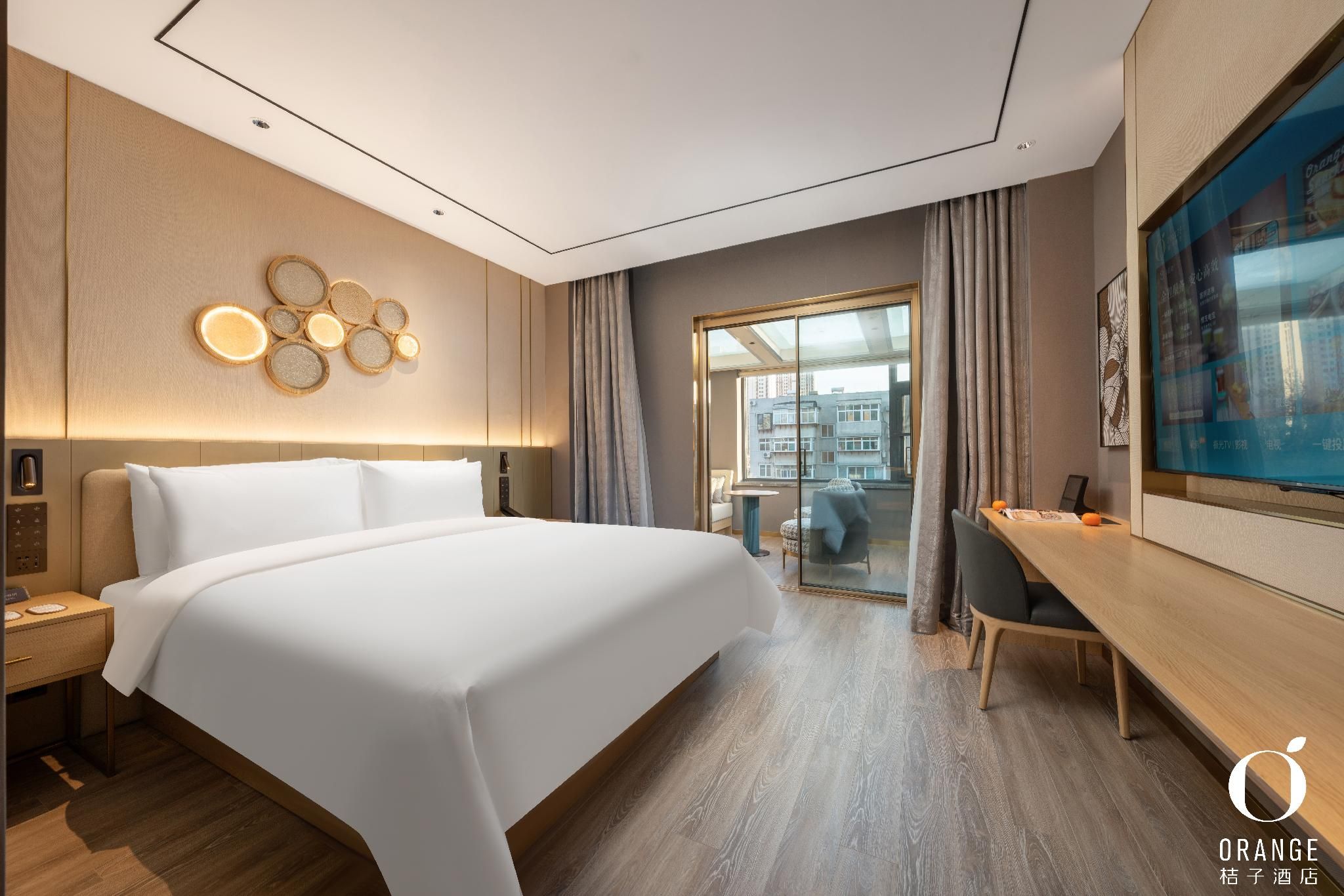 Business Queen Bed Room
