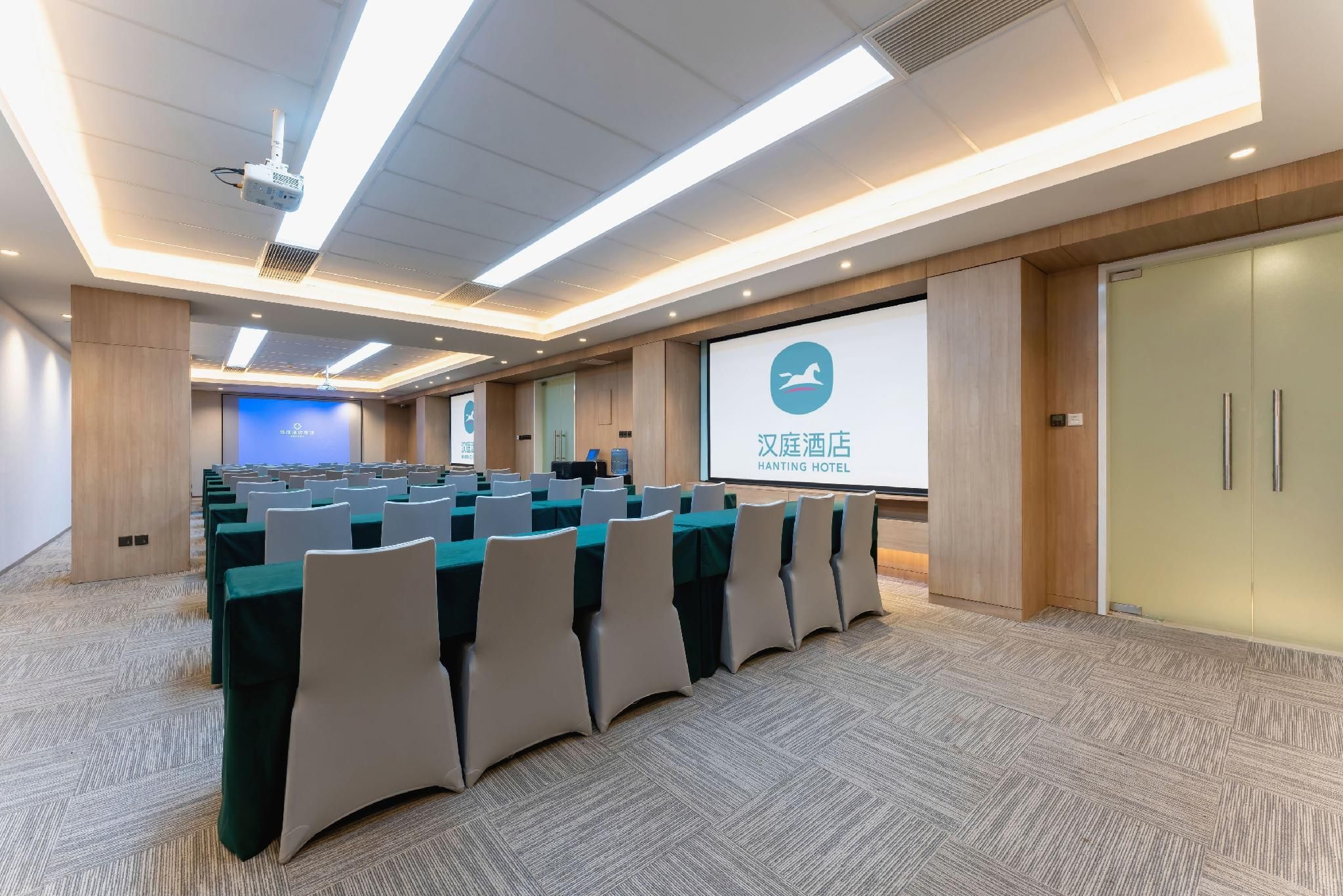 meeting room / ballrooms