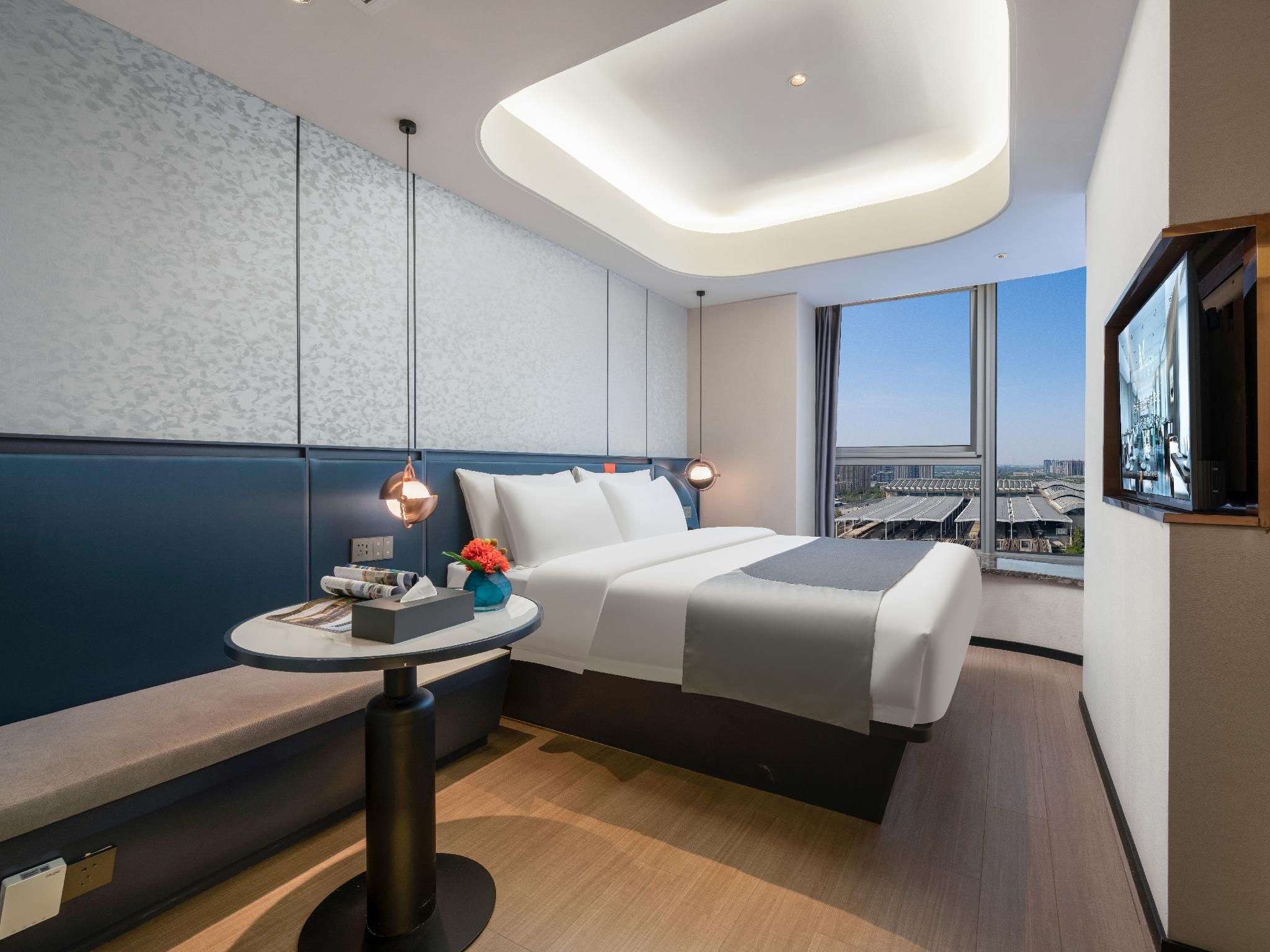 Huazhu - Superior BedRoom